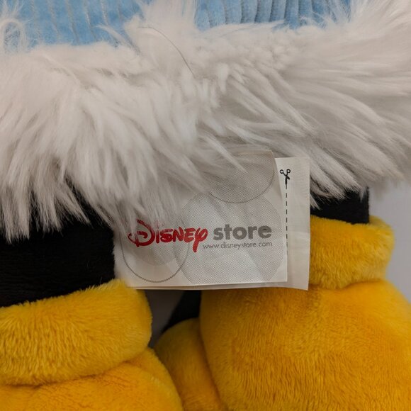 Minnie Mouse Winter/Christmas Plush with Snowflake Sweater - Disney Exclusive - Picture 4 of 10